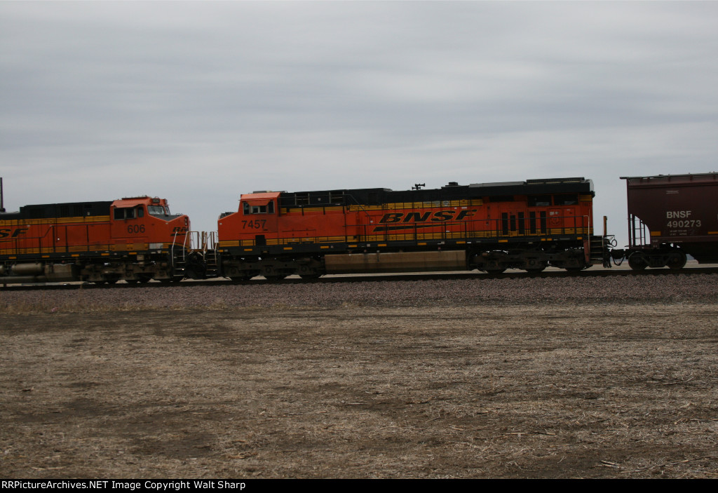 BNSF 7457